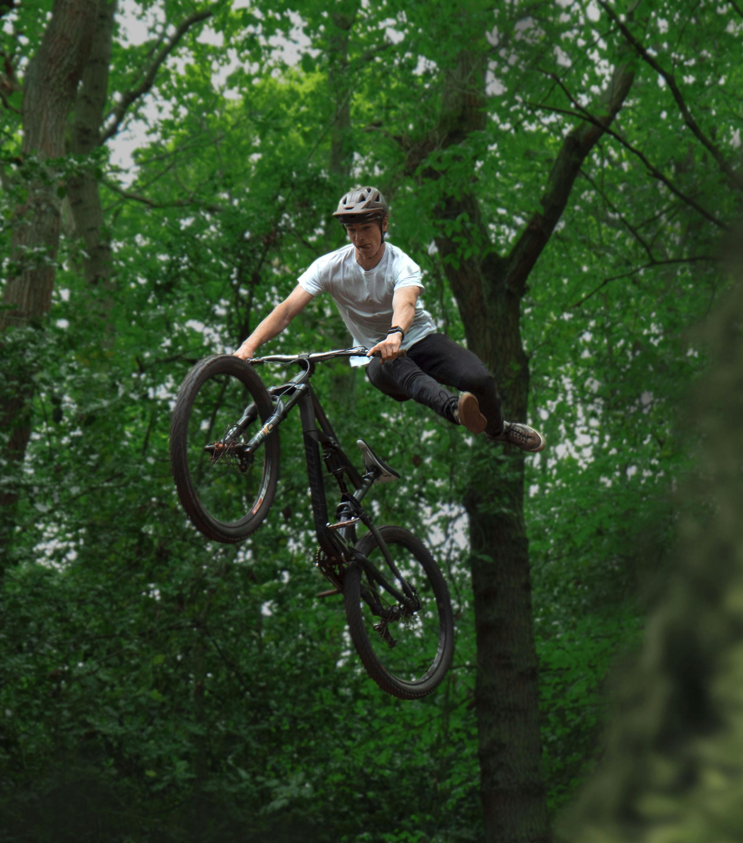 OEM Customized 26 27.5 29 Inch - Mountain Biking Europe review and price